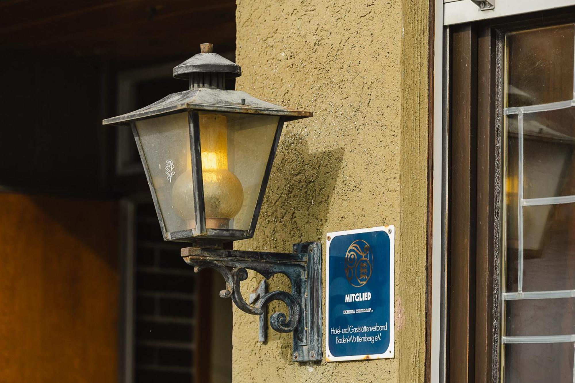 Gasthof Rose Reutlingen Buitenkant foto